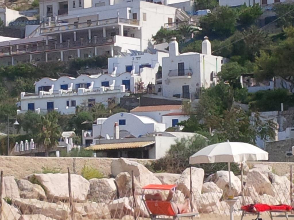 BLU MARINE CASA a 10mt dalla SPIAGGIA Peschici Esterno foto