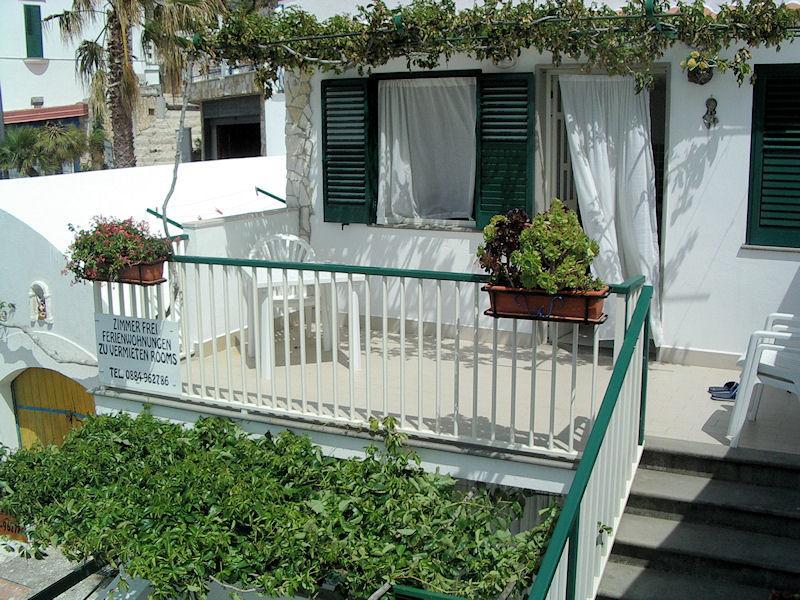 BLU MARINE CASA a 10mt dalla SPIAGGIA Peschici Esterno foto