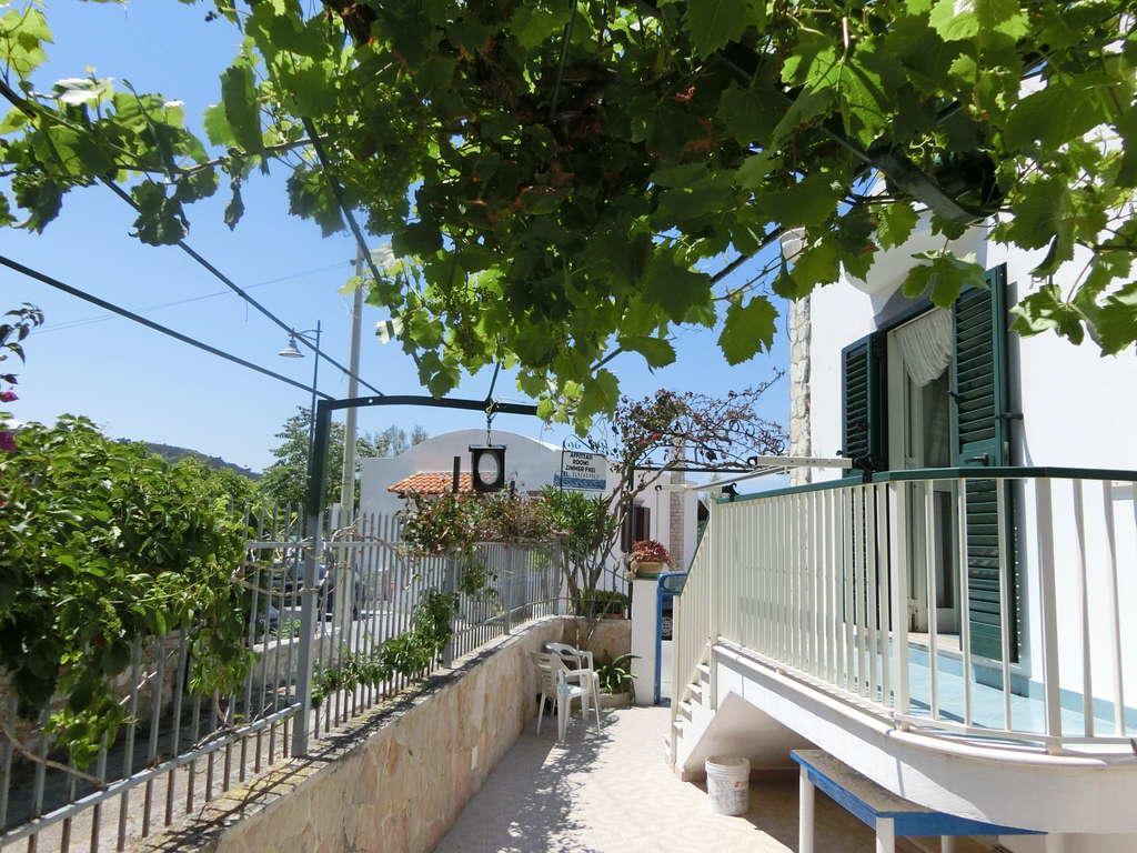 BLU MARINE CASA a 10mt dalla SPIAGGIA Peschici Esterno foto