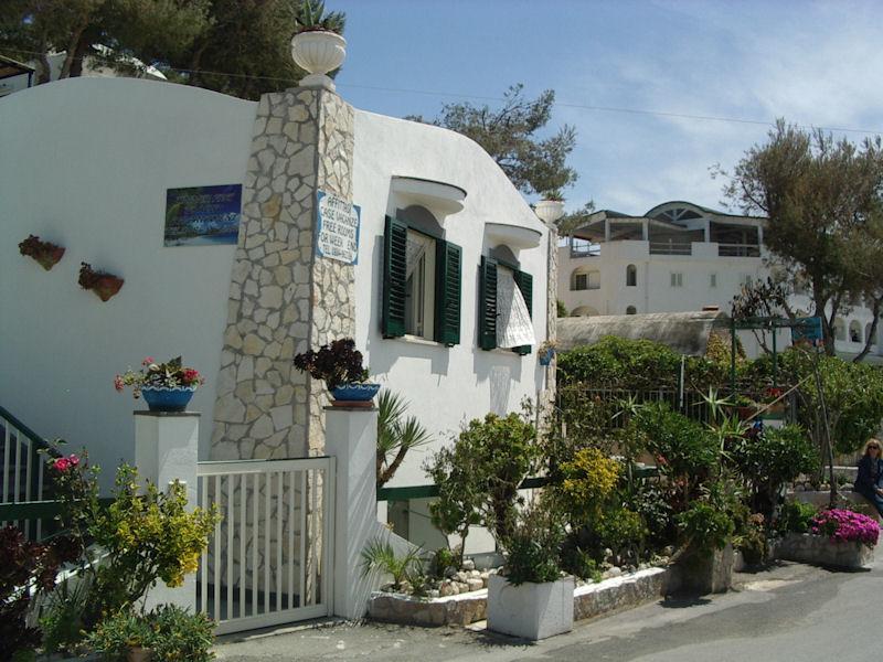 BLU MARINE CASA a 10mt dalla SPIAGGIA Peschici Esterno foto