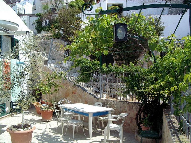 BLU MARINE CASA a 10mt dalla SPIAGGIA Peschici Esterno foto