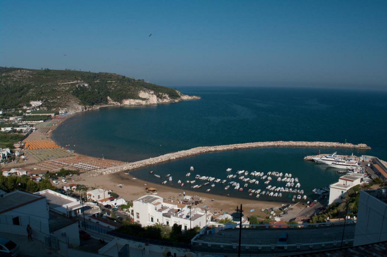 BLU MARINE CASA a 10mt dalla SPIAGGIA Peschici Esterno foto