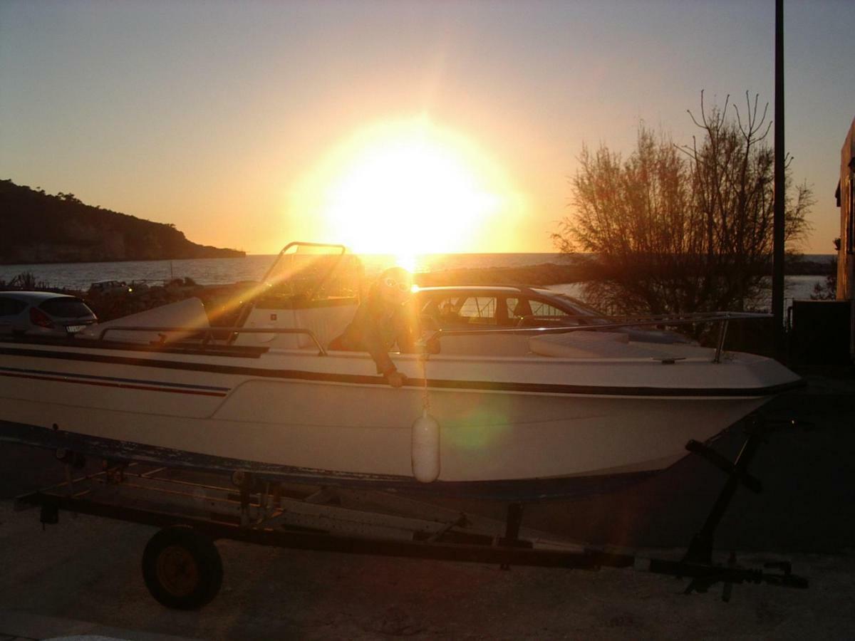 BLU MARINE CASA a 10mt dalla SPIAGGIA Peschici Esterno foto